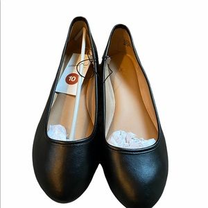 Women’s Universal Thread Flats Size 10 Brand New in Box